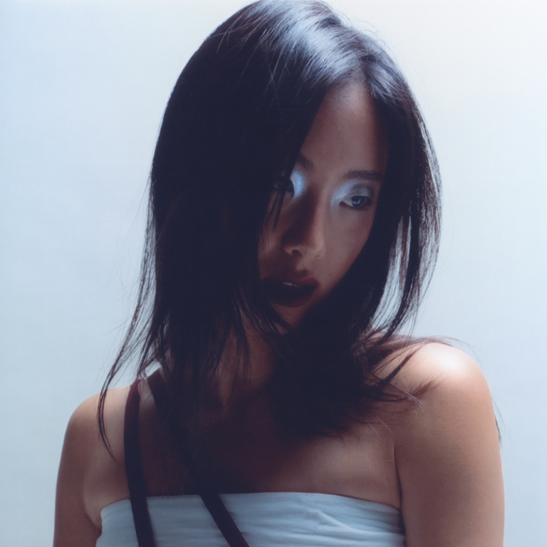 Sarah Kinsley Finds Clarity on ‘Fleeting’