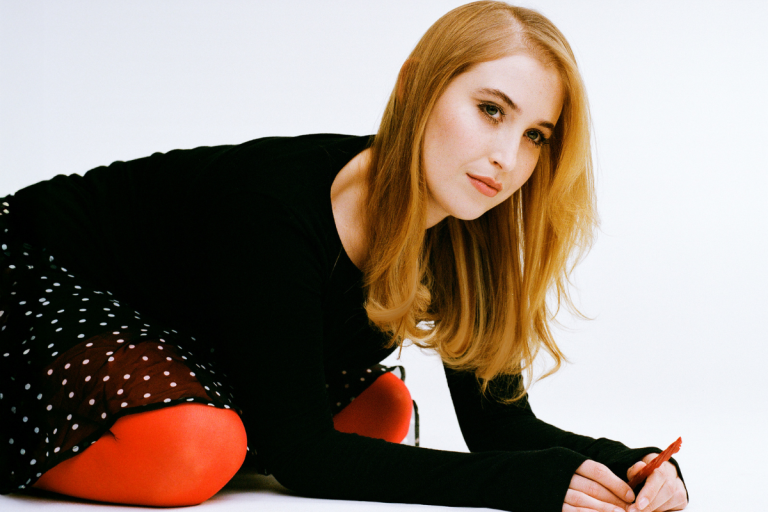 Hatchie Embraces Simplicity on ‘Liquorice’